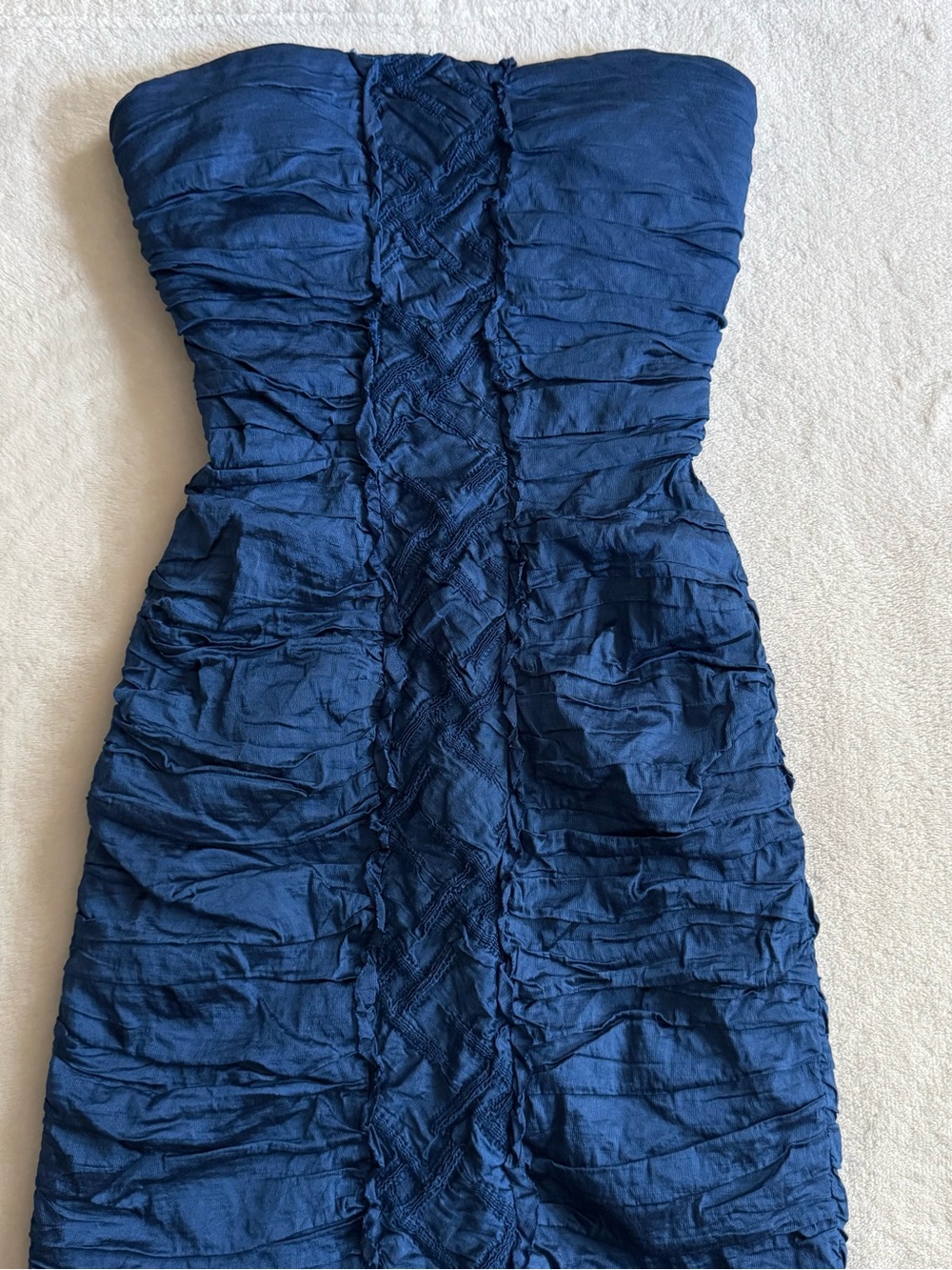 BCBGMaxAzria Strapless Navy Blue Ruched Cocktail Dress